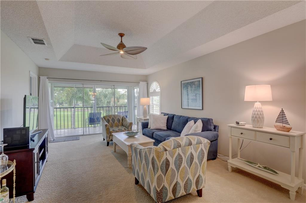 256 Deerwood CIR Unit: 10