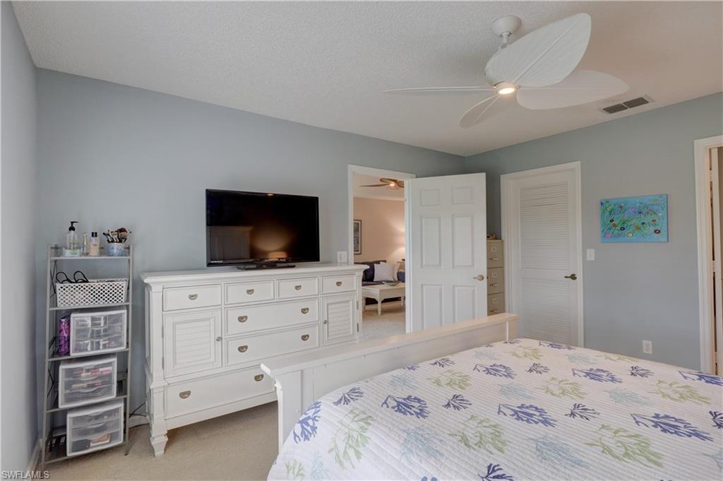 256 Deerwood CIR Unit: 10