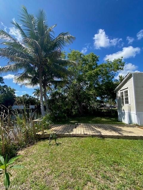 60 Moon Bay ST