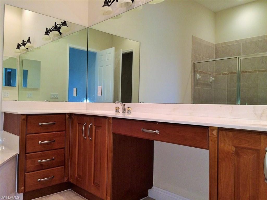 9239 Tesoro LN Unit: 3-203