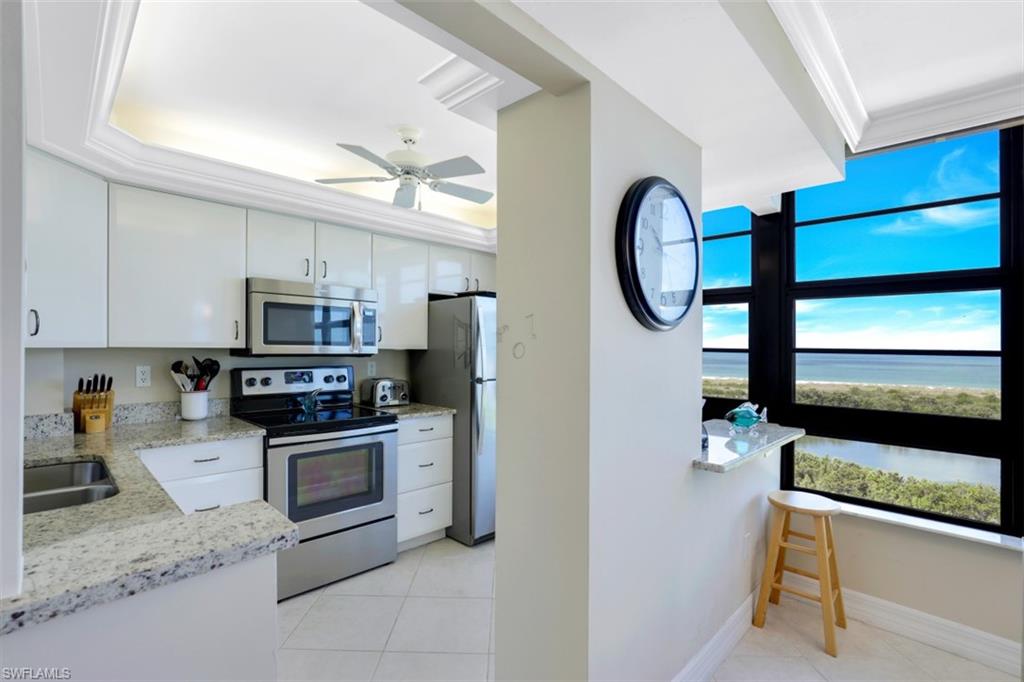 380 Seaview CT W Unit: 912