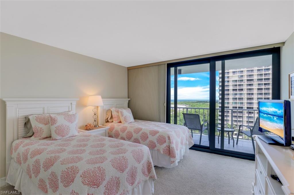 380 Seaview CT W Unit: 912