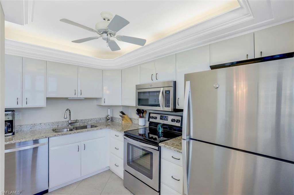 380 Seaview CT W Unit: 912