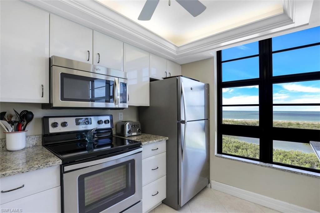 380 Seaview CT W Unit: 912