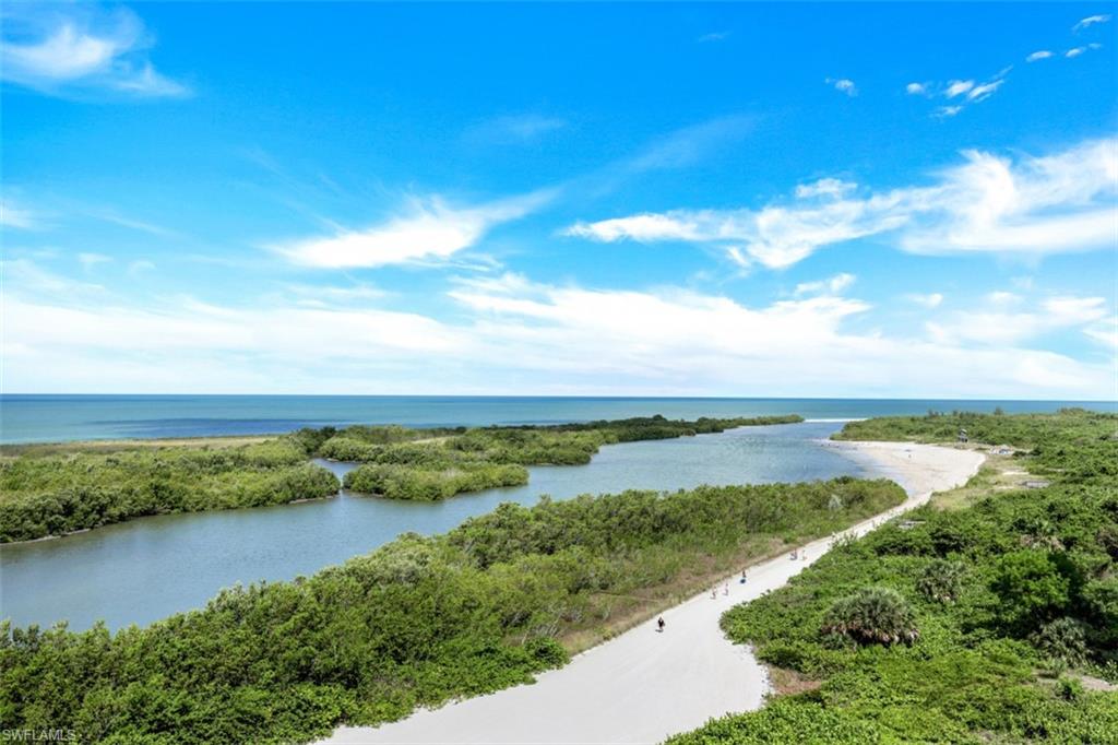 380 Seaview CT W Unit: 912