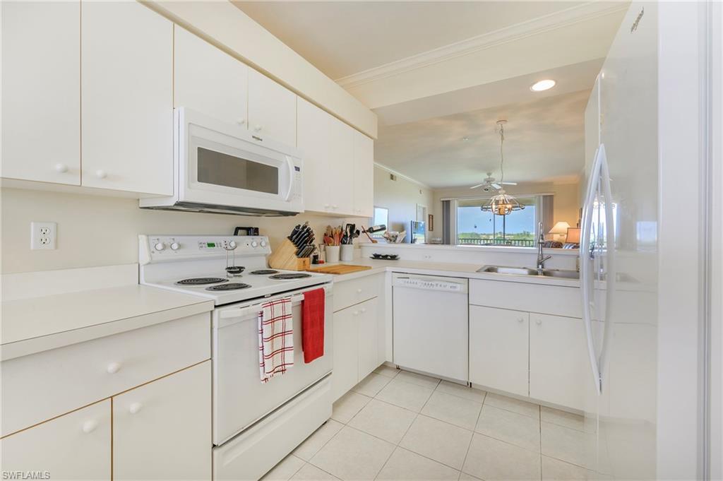9400 Highland Woods BLVD Unit: 5404