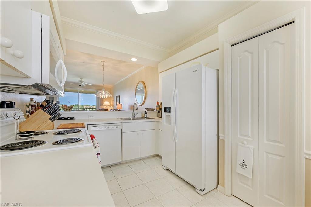 9400 Highland Woods BLVD Unit: 5404