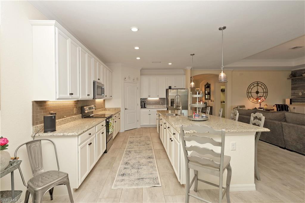 4536 Tamarind WAY