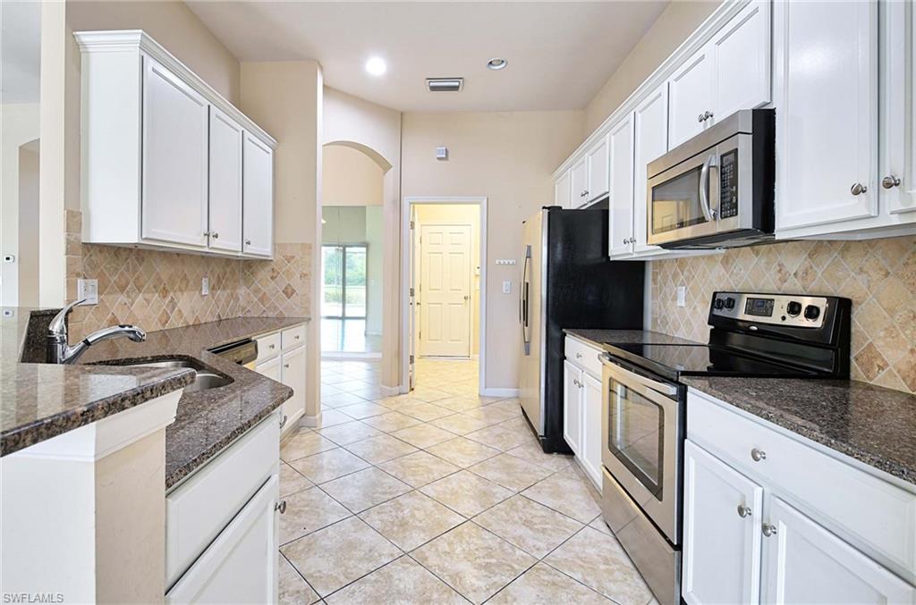 7987 Princeton DR