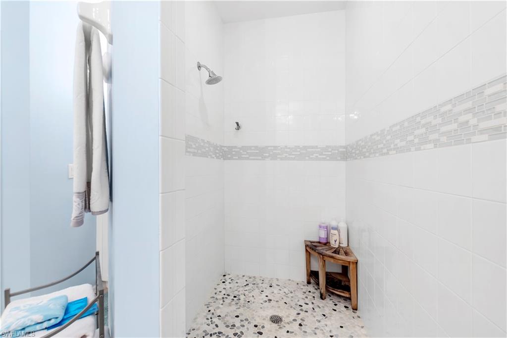 2225 Hawksridge DR Unit: 7-702
