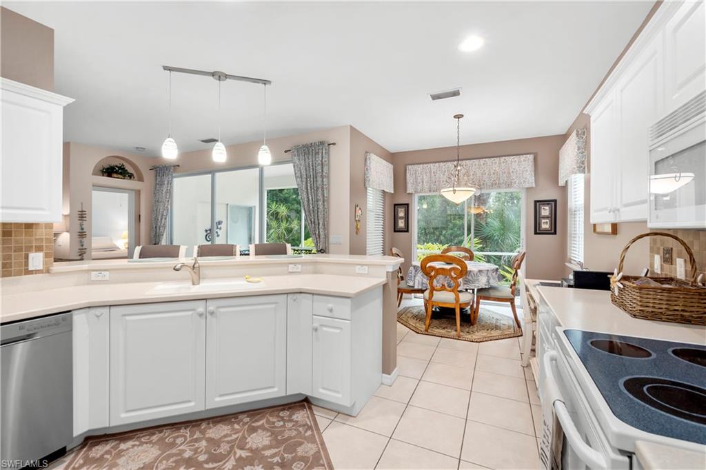 2225 Hawksridge DR Unit: 7-702