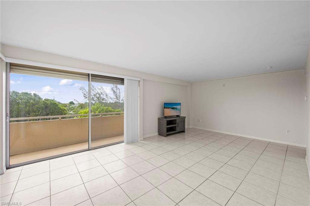 4807 Sunset CT Unit: 405