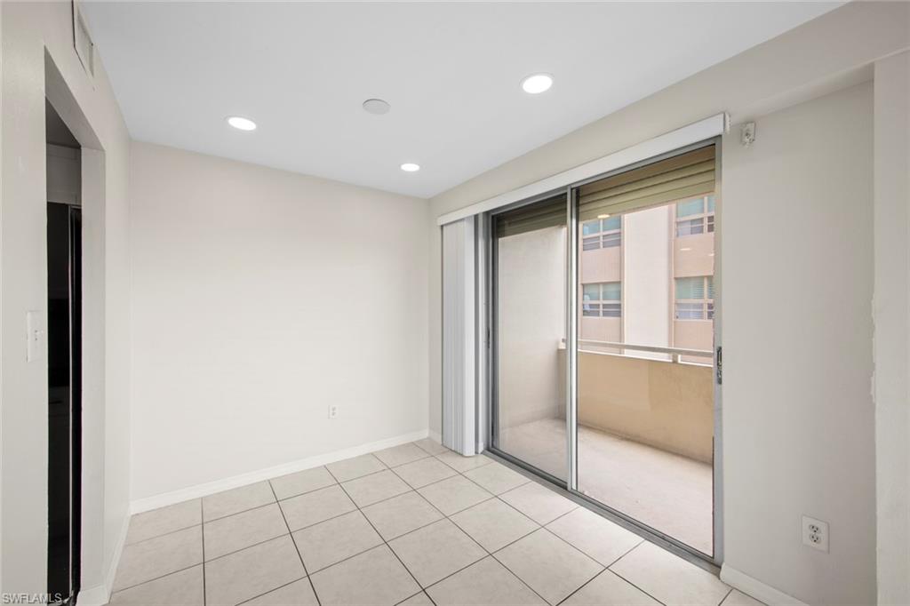 4807 Sunset CT Unit: 405
