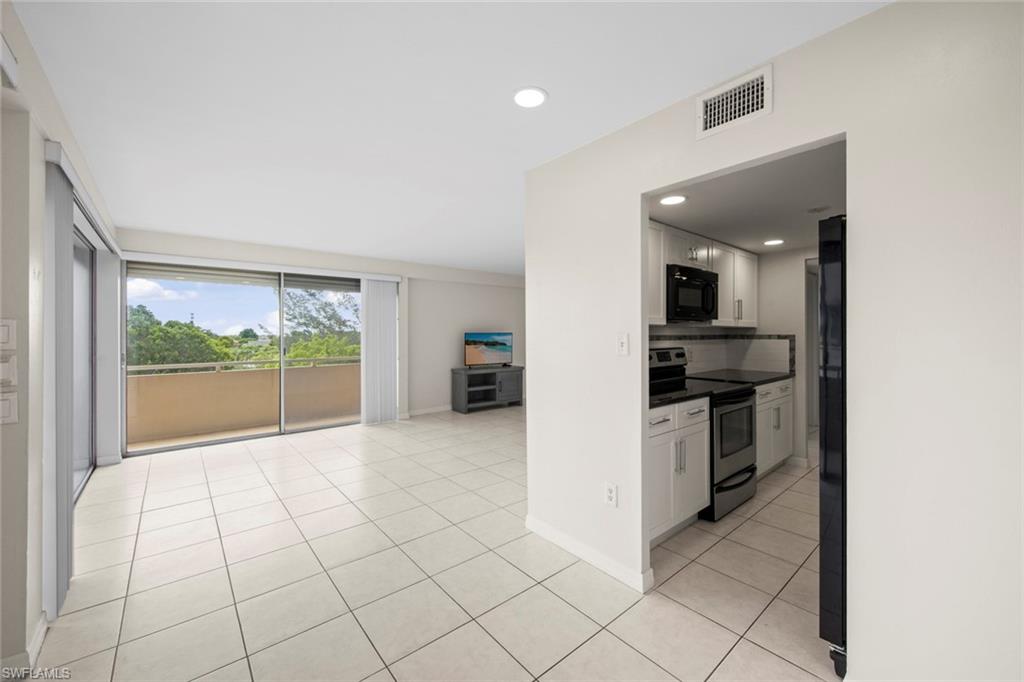4807 Sunset CT Unit: 405