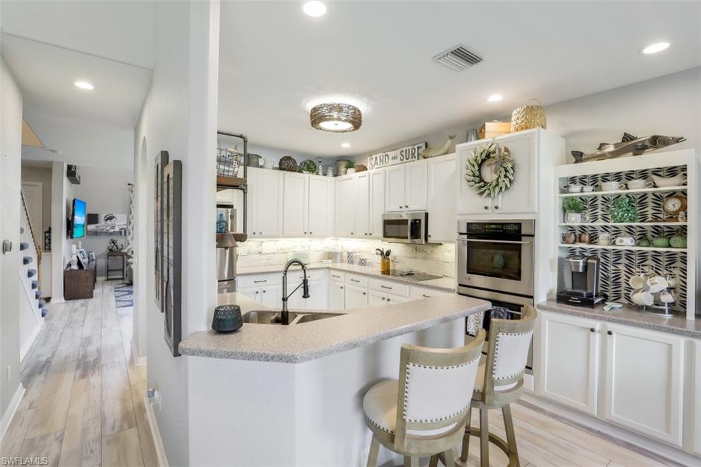 3765 Baldwin LN
