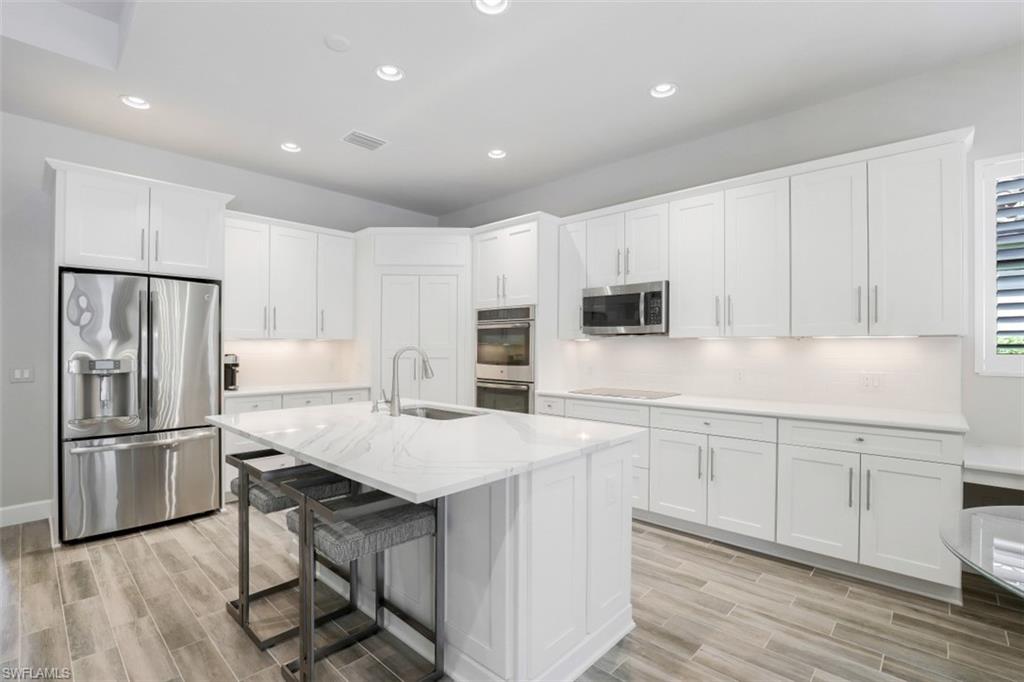 9353 Isla Bella CIR