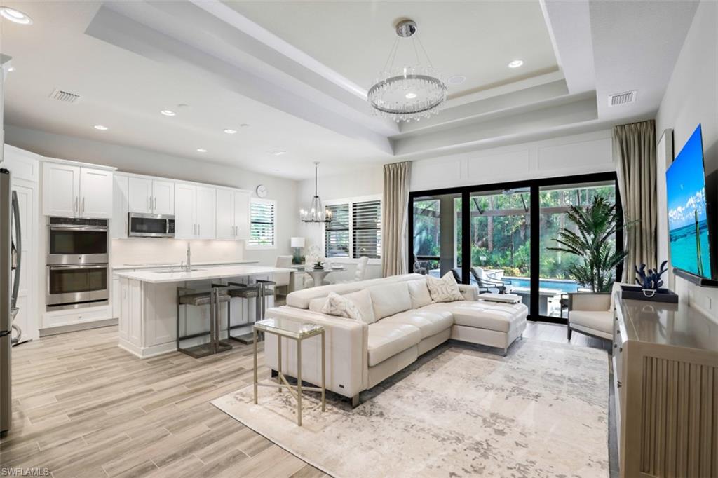 9353 Isla Bella CIR