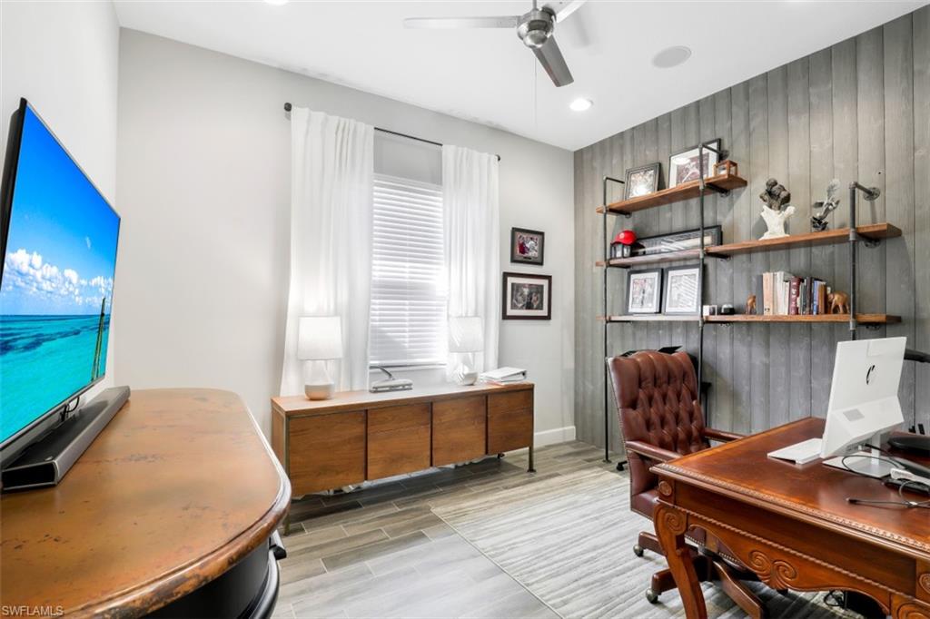 9353 Isla Bella CIR