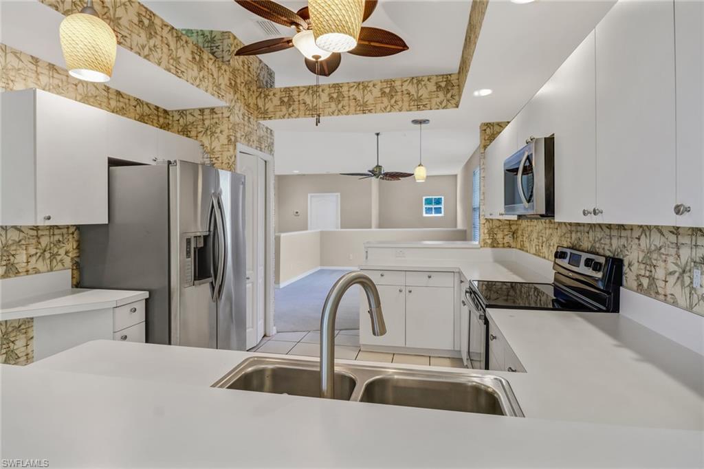 3585 Laurel Greens LN N Unit: 201
