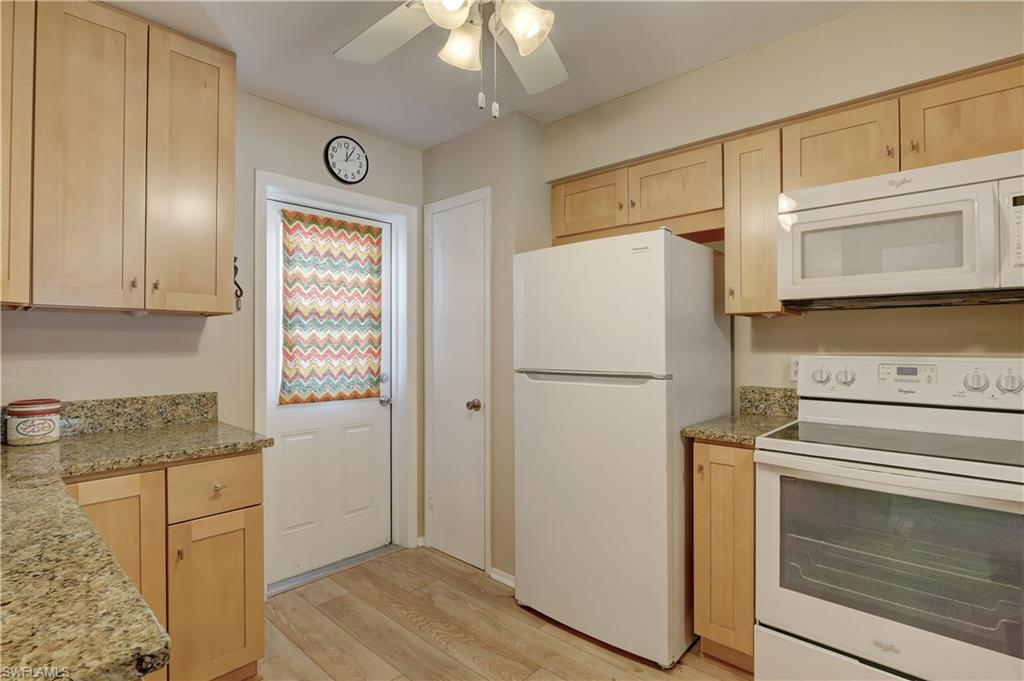 1715 Golf Club DR Unit: 6