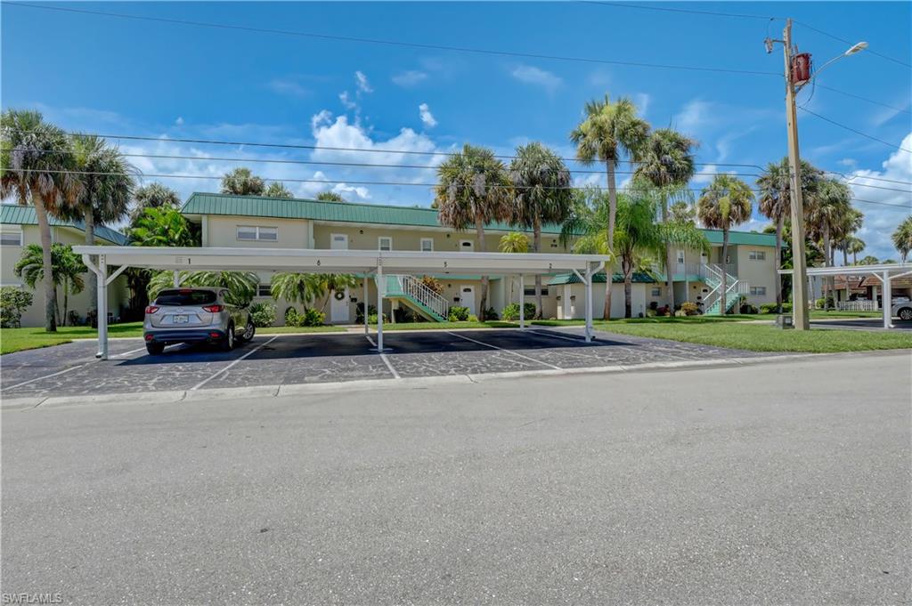 1715 Golf Club DR Unit: 6