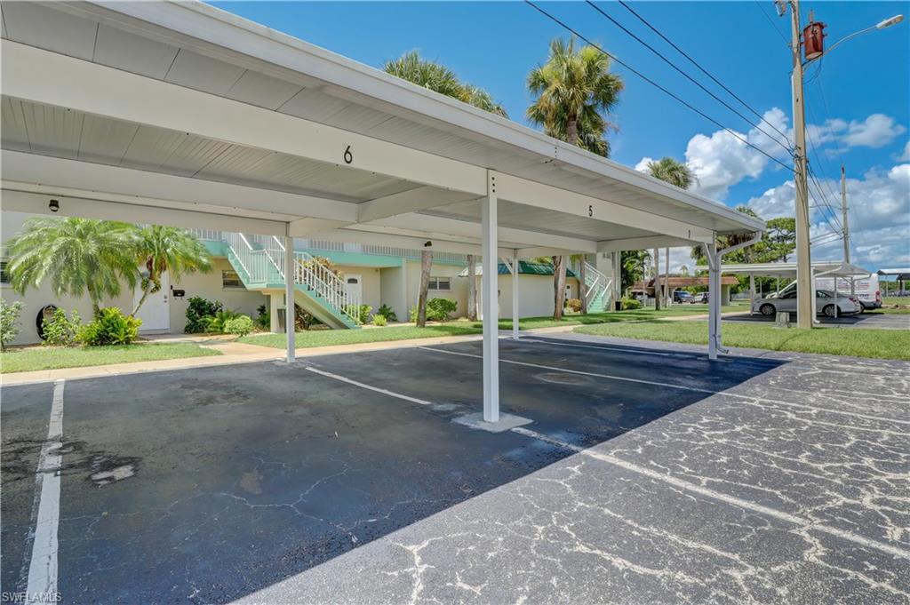 1715 Golf Club DR Unit: 6