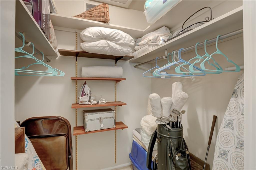 1715 Golf Club DR Unit: 6