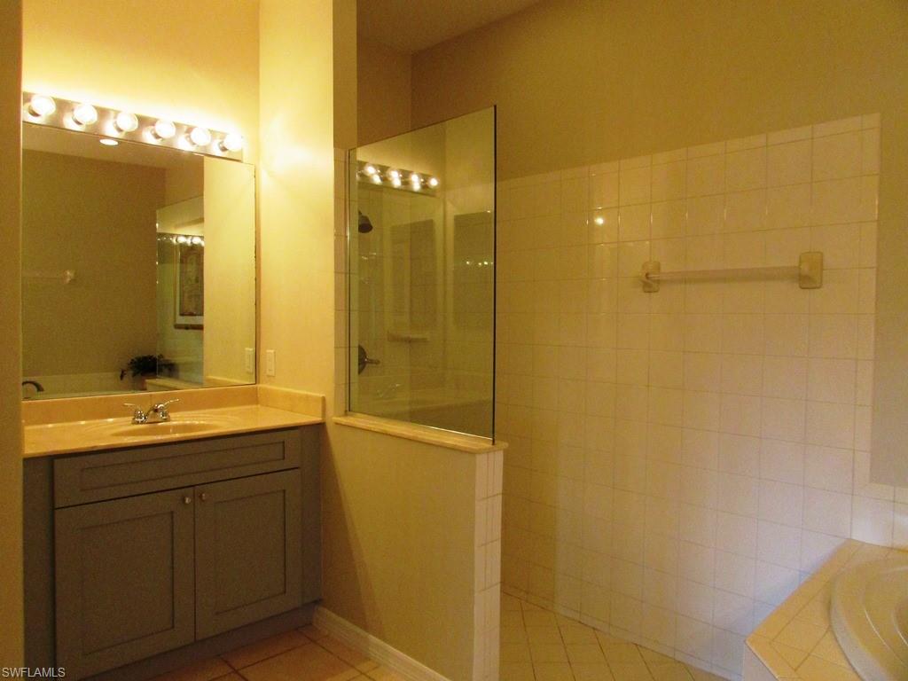 4670 Winged Foot CT Unit: 104