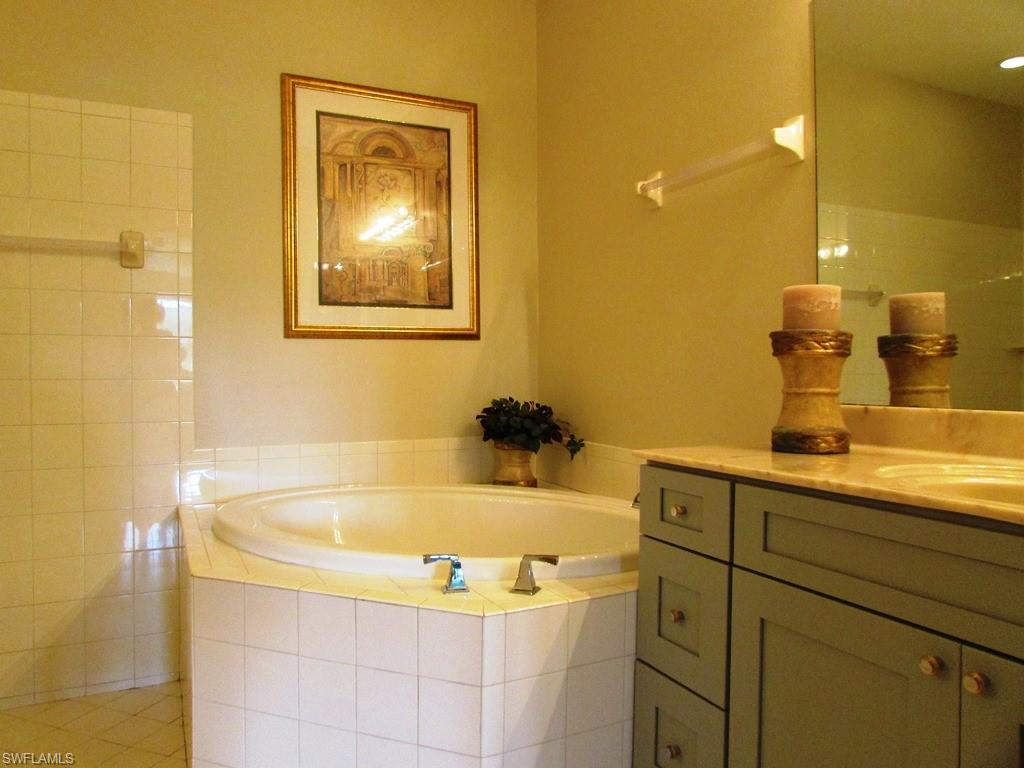 4670 Winged Foot CT Unit: 104