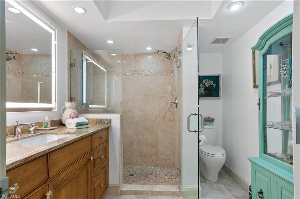 4772 West BLVD Unit: E-102