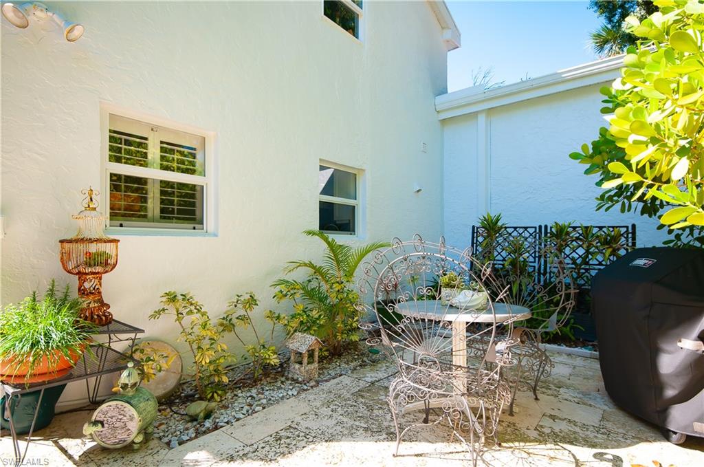 4772 West BLVD Unit: E-102