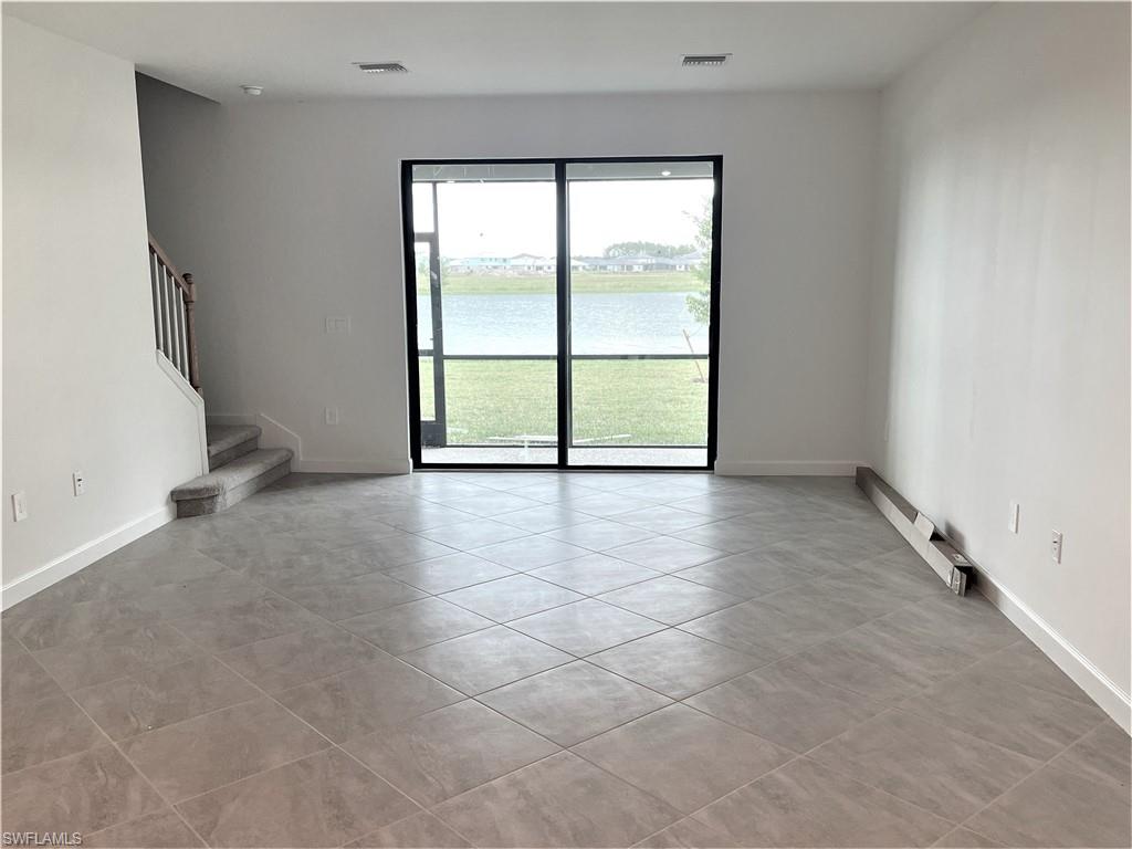 14194 Pine Lodge LN