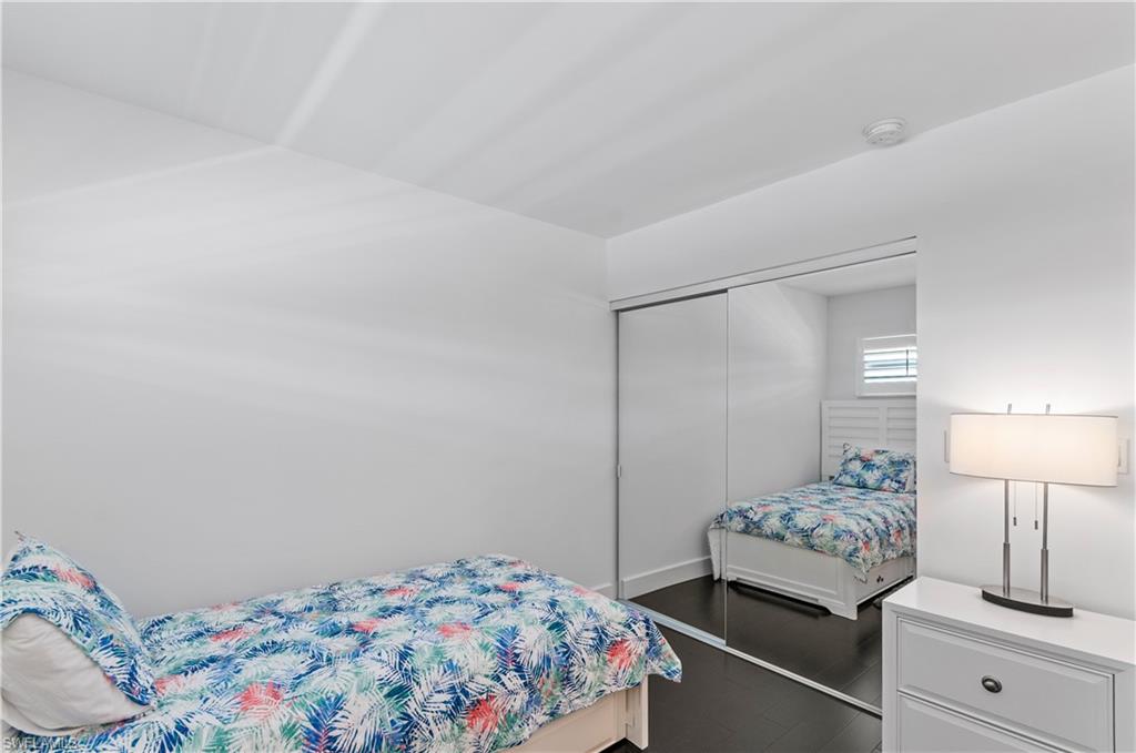 686 Broad AVE S Unit: J686