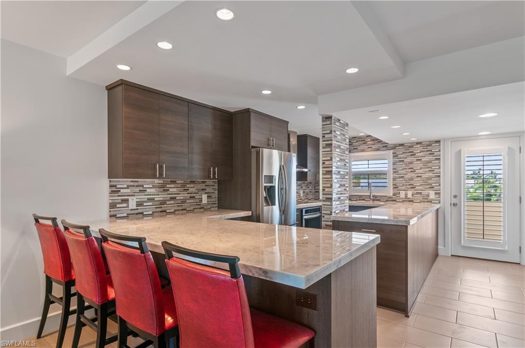 686 Broad AVE S Unit: J686