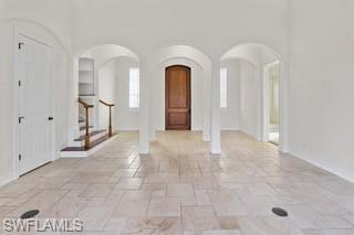 405 Trade Winds AVE