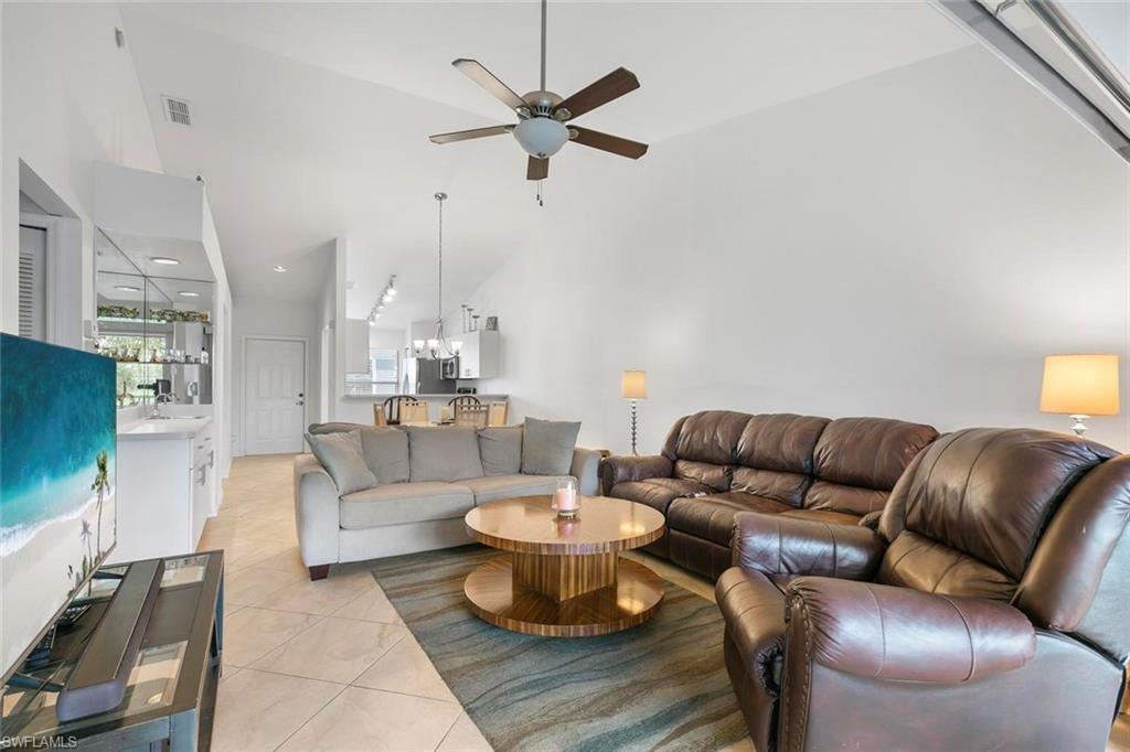 1024 Mainsail DR Unit: 523