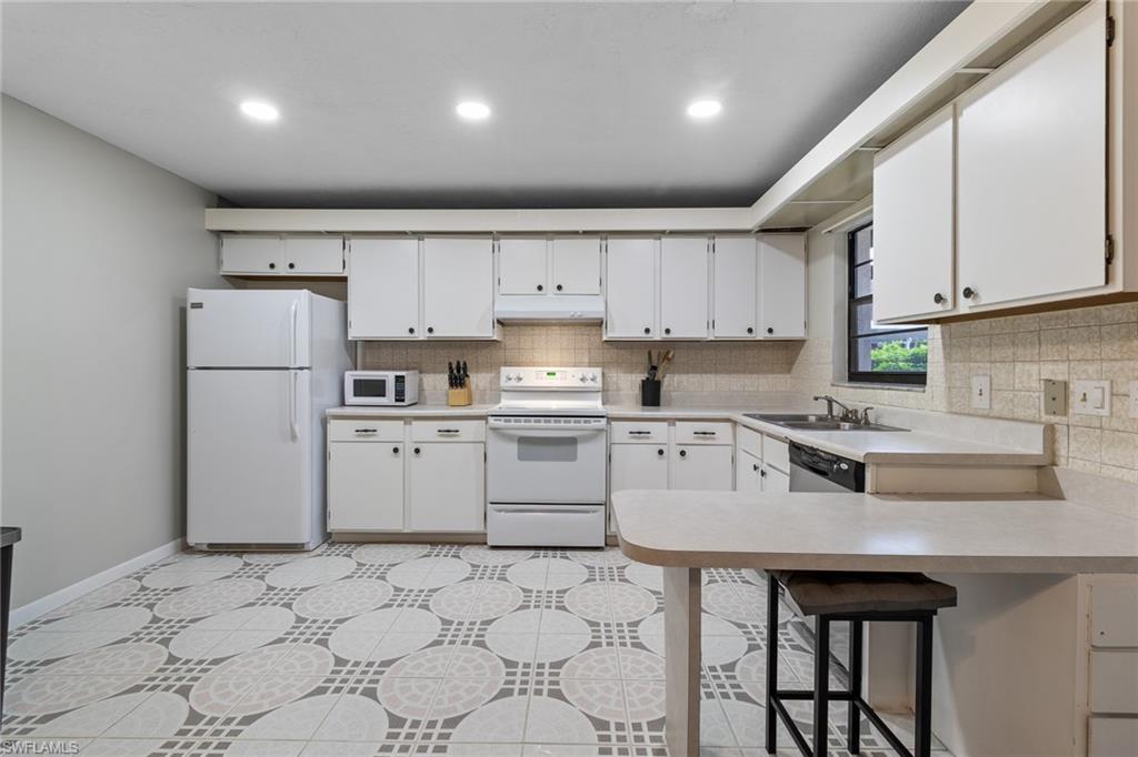 228 Marseille DR S Unit: 10-B