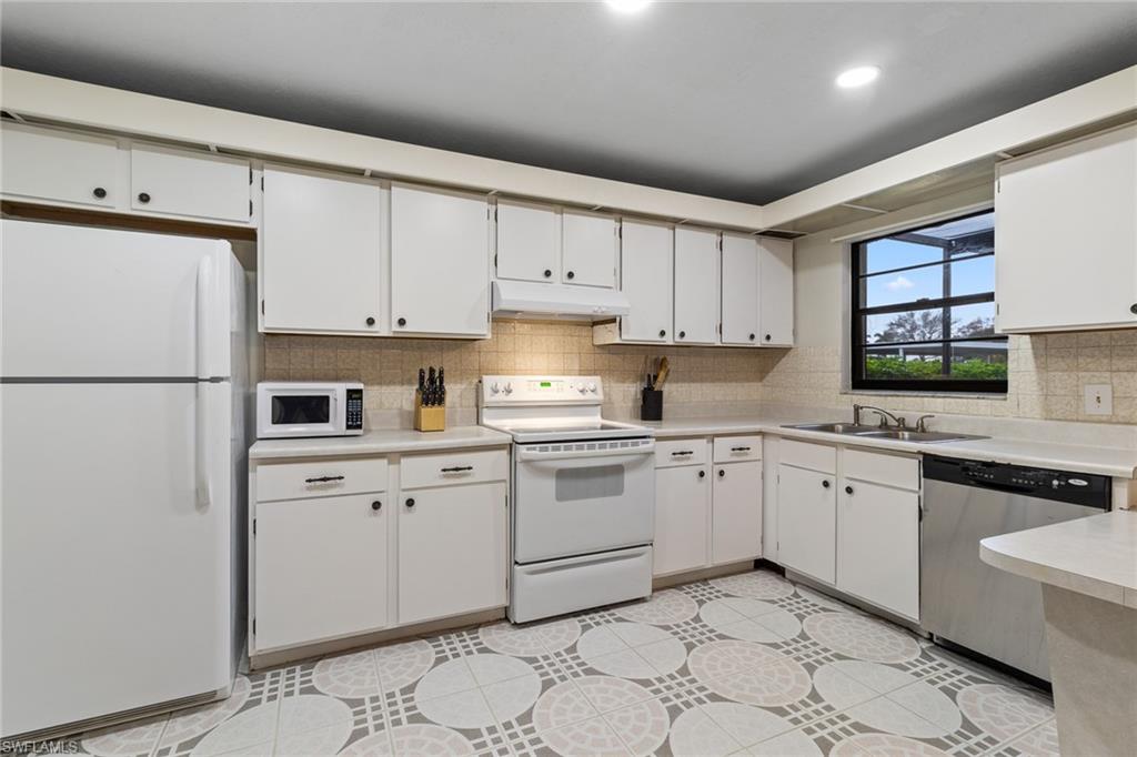 228 Marseille DR S Unit: 10-B