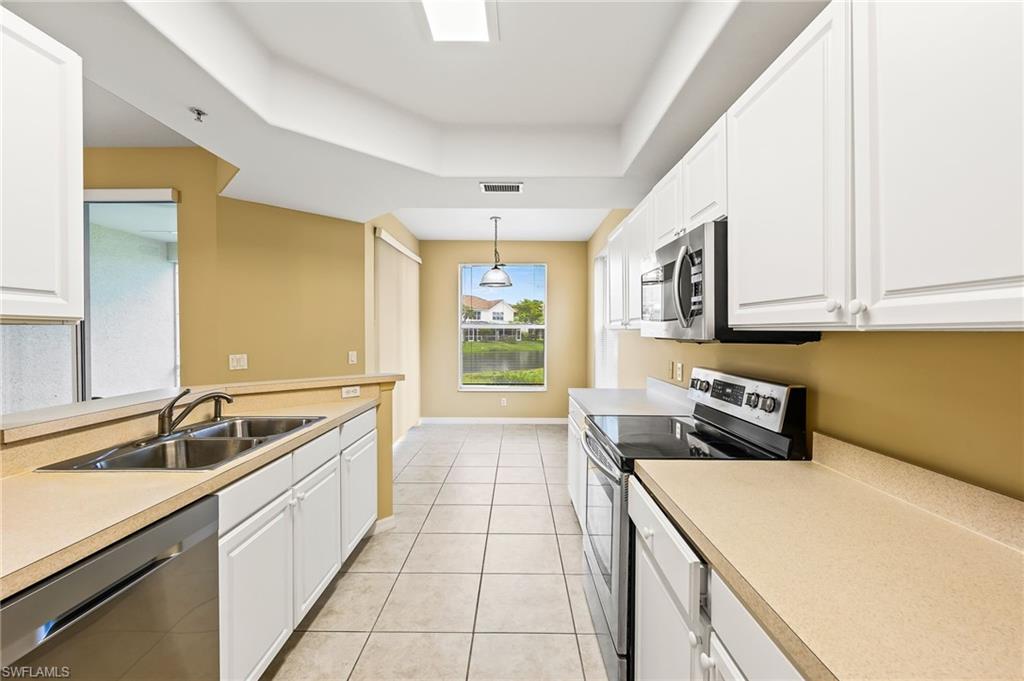1380 Tiffany LN Unit: 2202