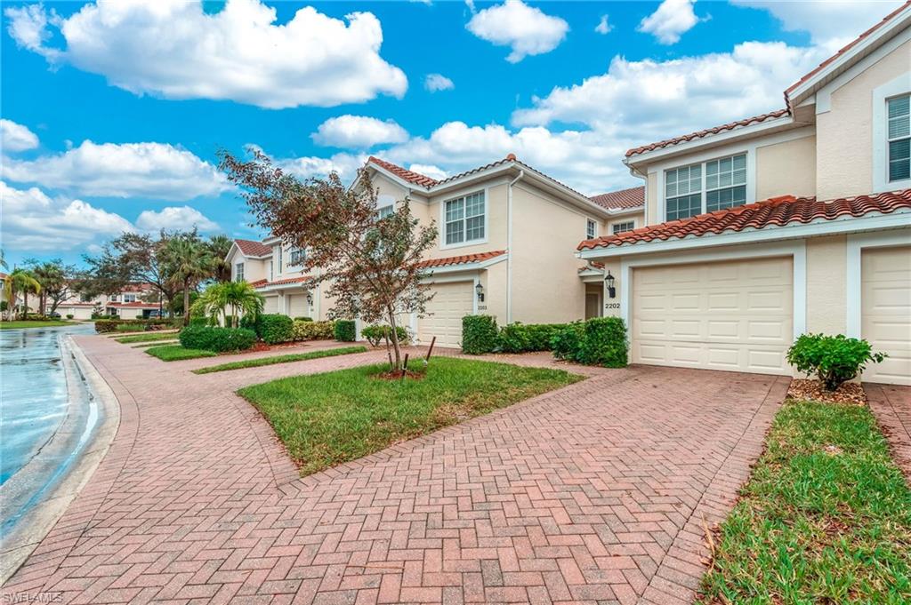 1380 Tiffany LN Unit: 2202