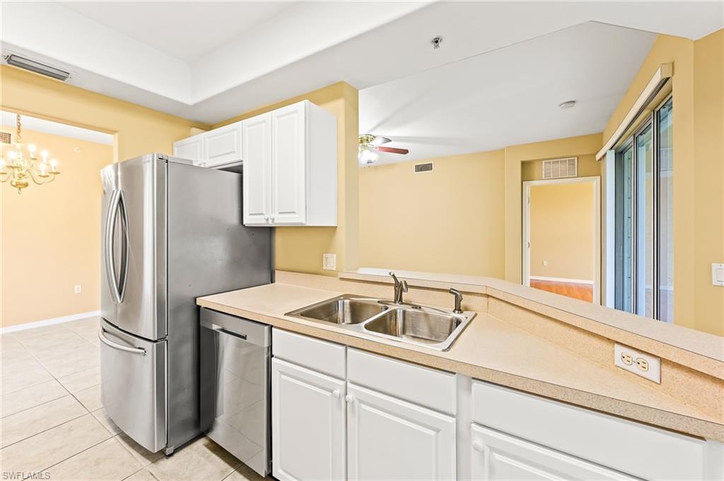 1380 Tiffany LN Unit: 2202