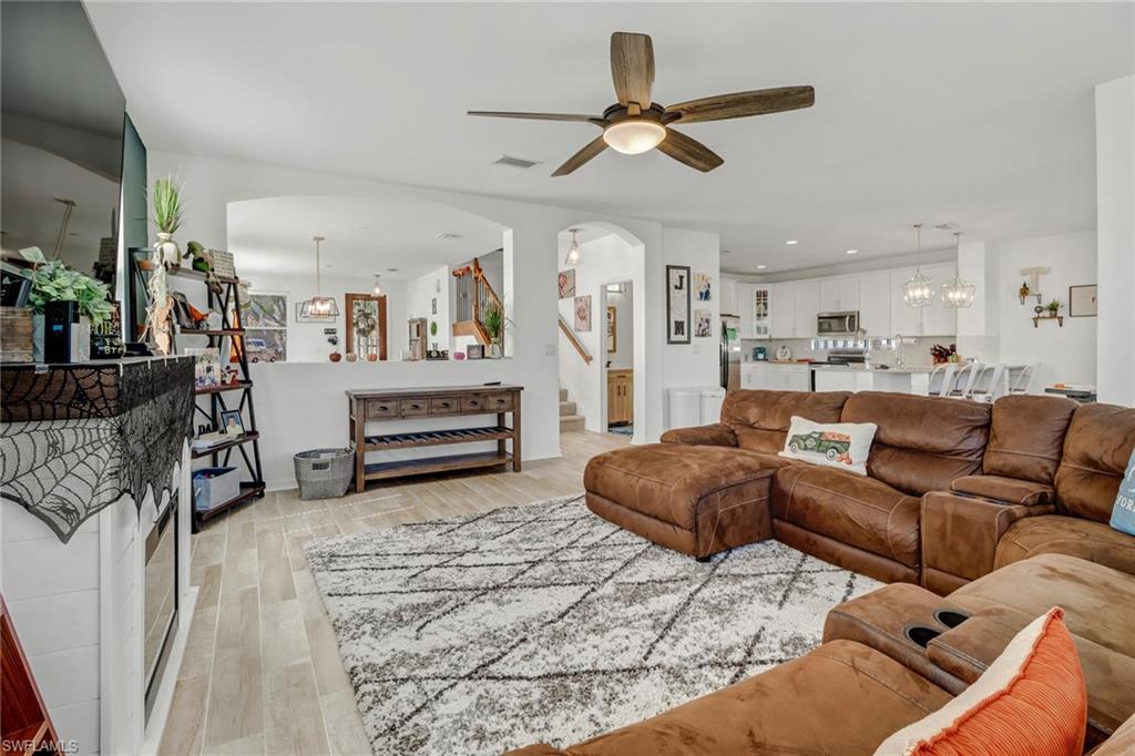 1745 Birdie DR