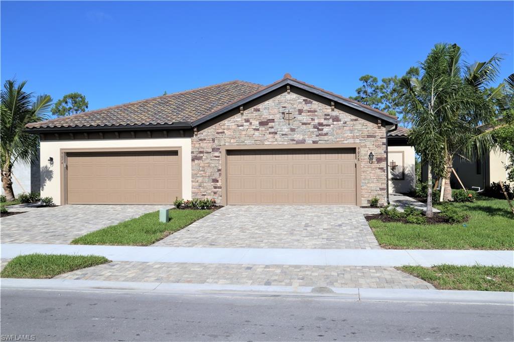 9078 Woodhurst DR