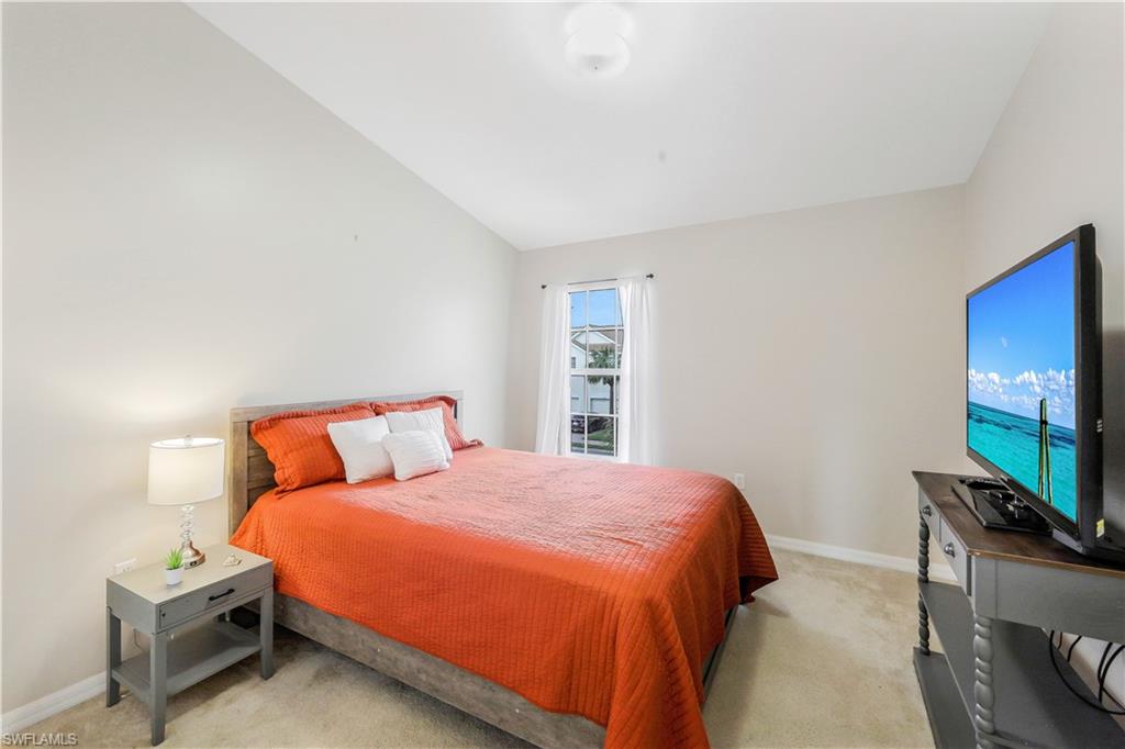 996 Hampton CIR Unit: 71
