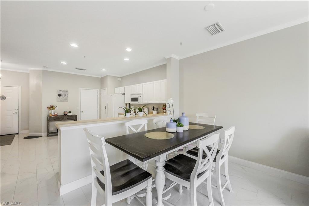 996 Hampton CIR Unit: 71