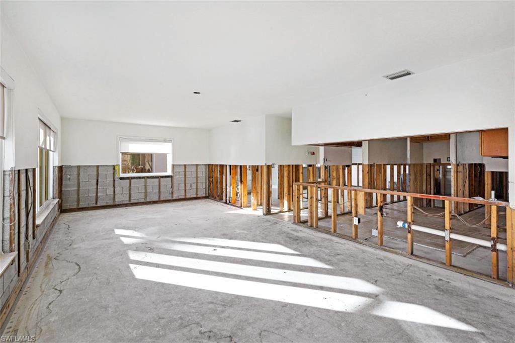432 Flamingo AVE