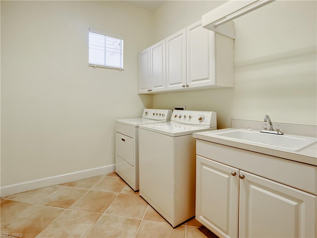23740 Merano CT Unit: 202
