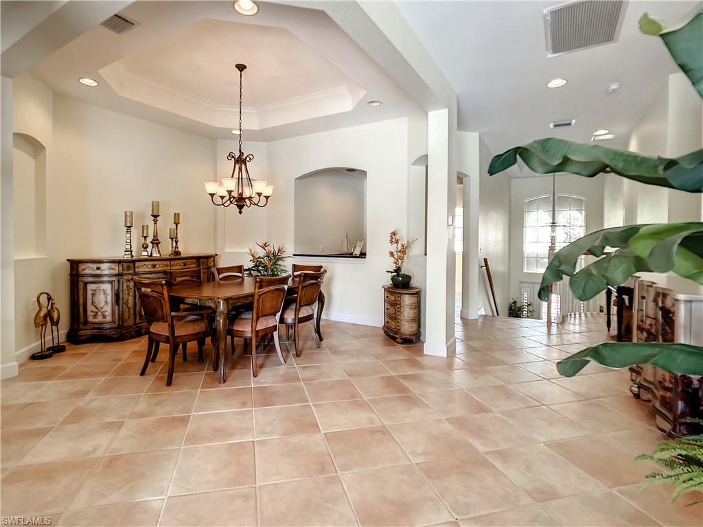 23740 Merano CT Unit: 202