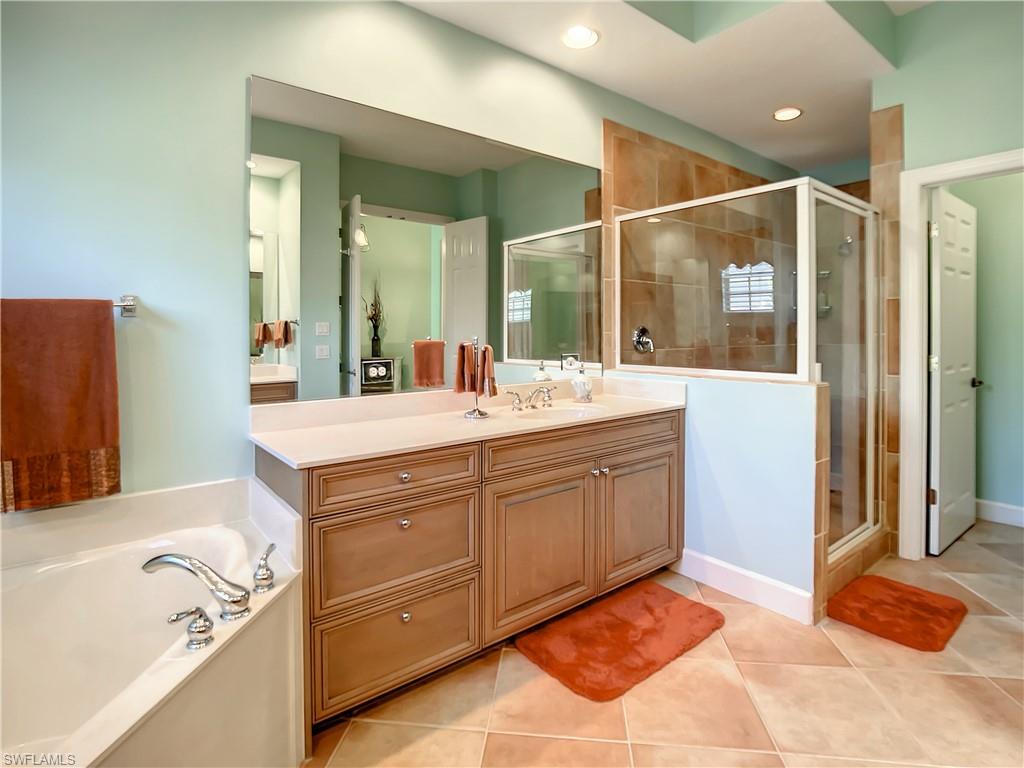 23740 Merano CT Unit: 202