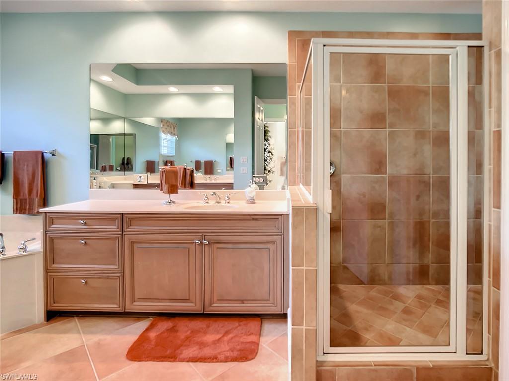 23740 Merano CT Unit: 202